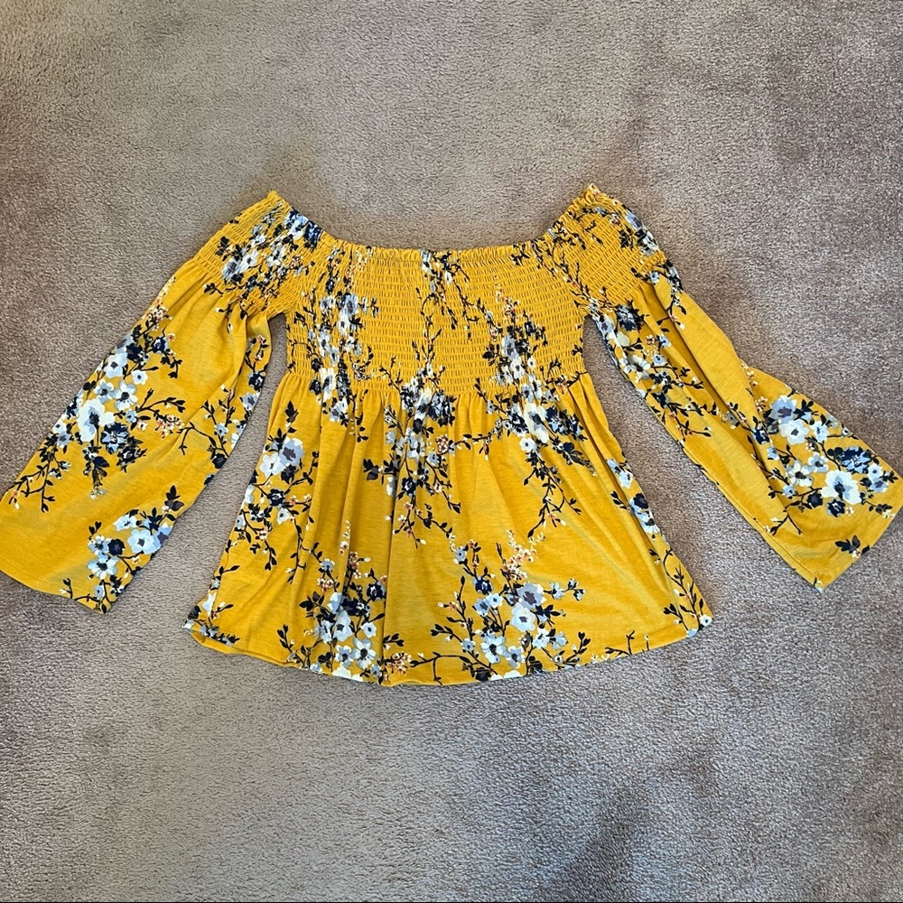 Women’s Xhilaration Off the Shoulder Yellow Floral Top - Size M